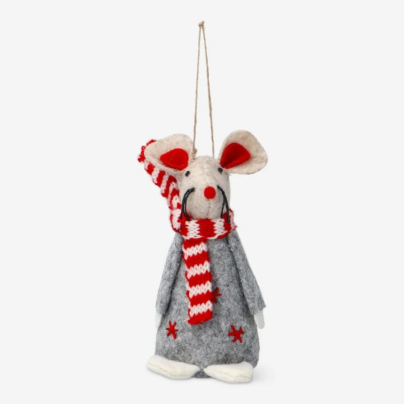 Decorative grey mouse