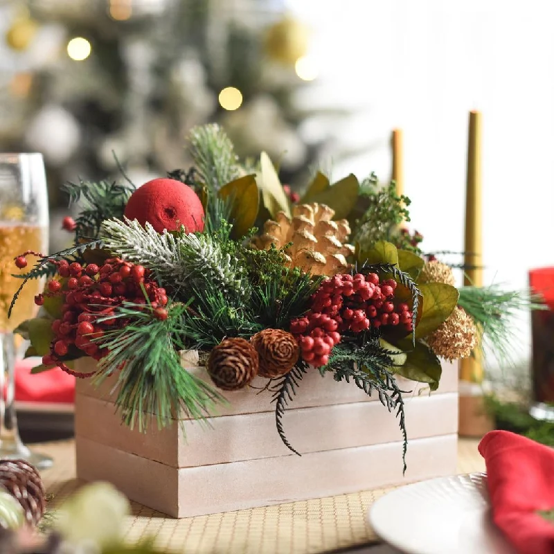 Winter Berry Table Decor