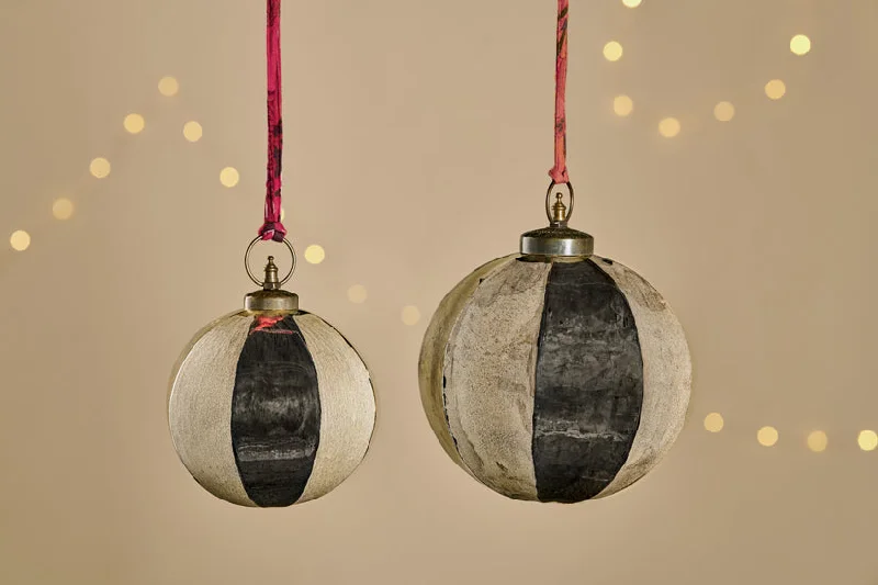 Zuri Giant Bauble - Gold