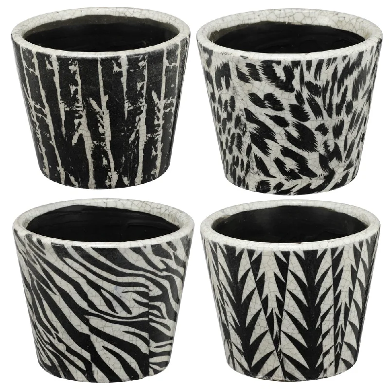 A&B Home Small Distressed Black and White Ceramic Planter (Set of 4)